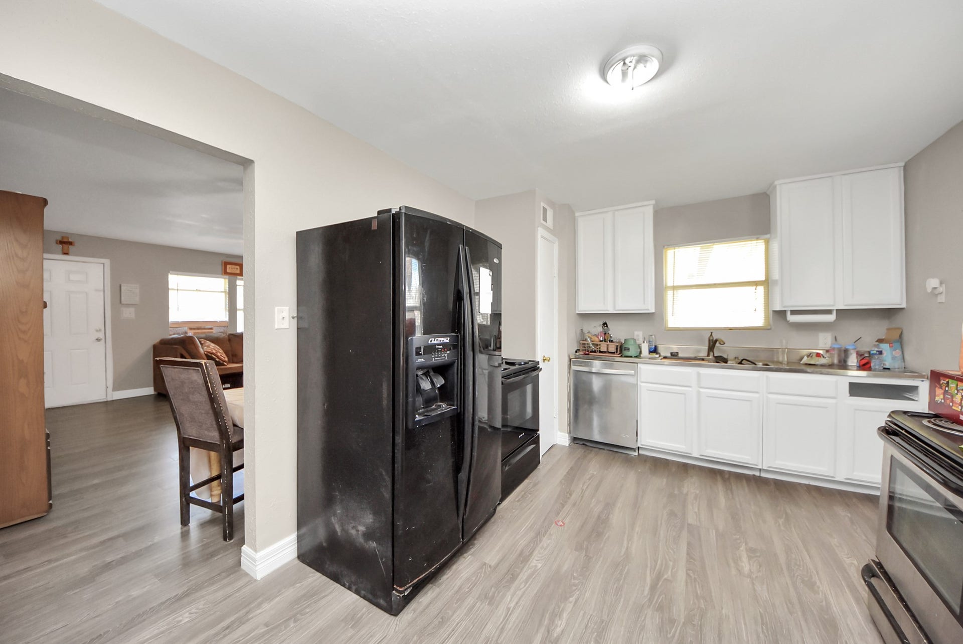 817 Church Street, Crosby, TX 77532 unit 1 kitchen