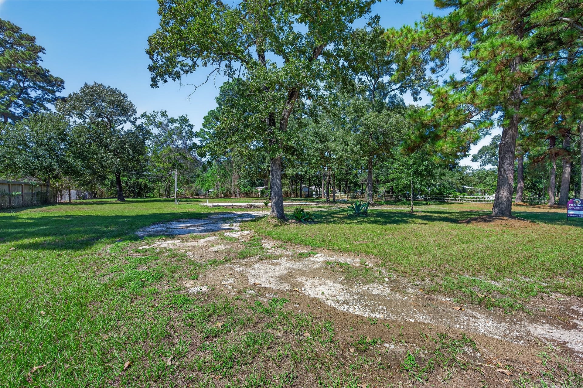 30803 Klein Drive, Magnolia, TX 77355 30803 Klein Drive, Magnolia, TX 77355