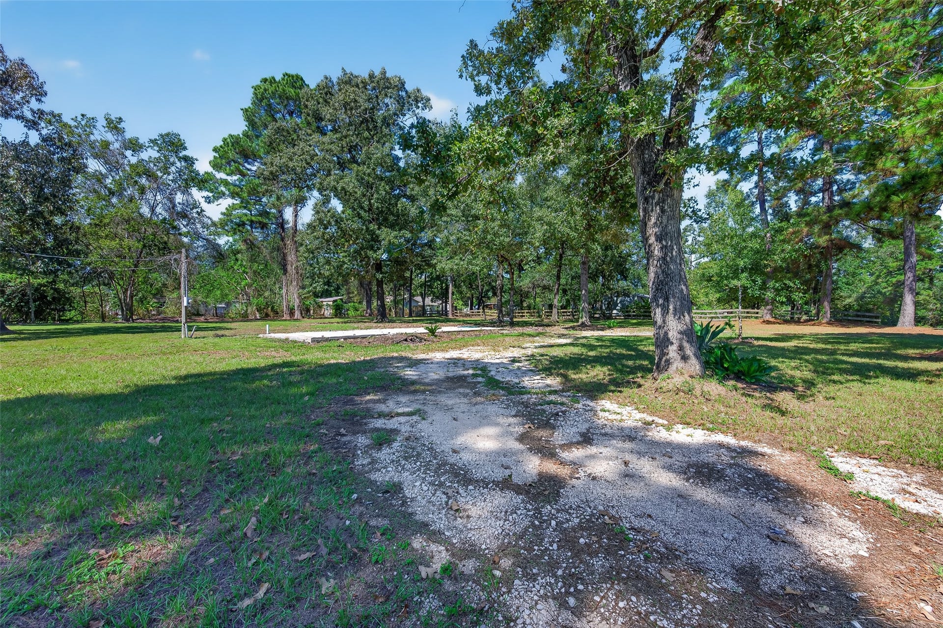 30803 Klein Drive, Magnolia, TX 77355 30803 Klein Drive, Magnolia, TX 77355