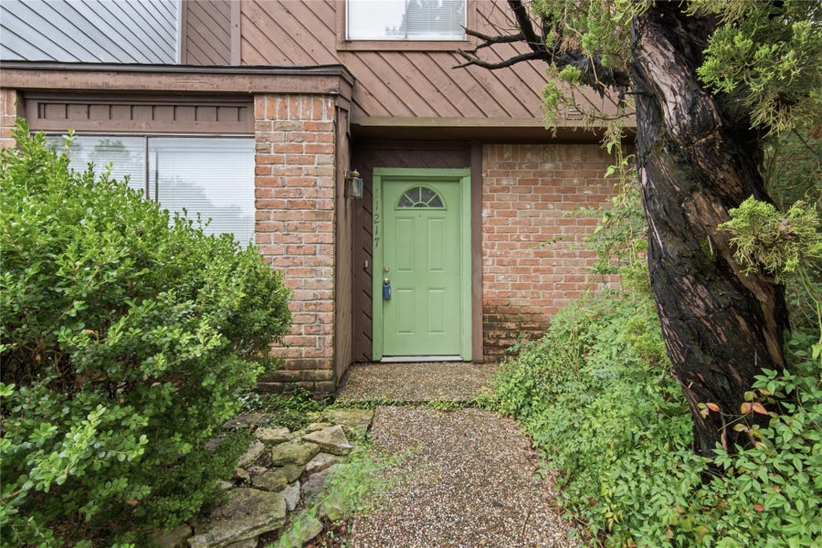 Property photo for 11217 Briar Forest Drive, Houston, TX