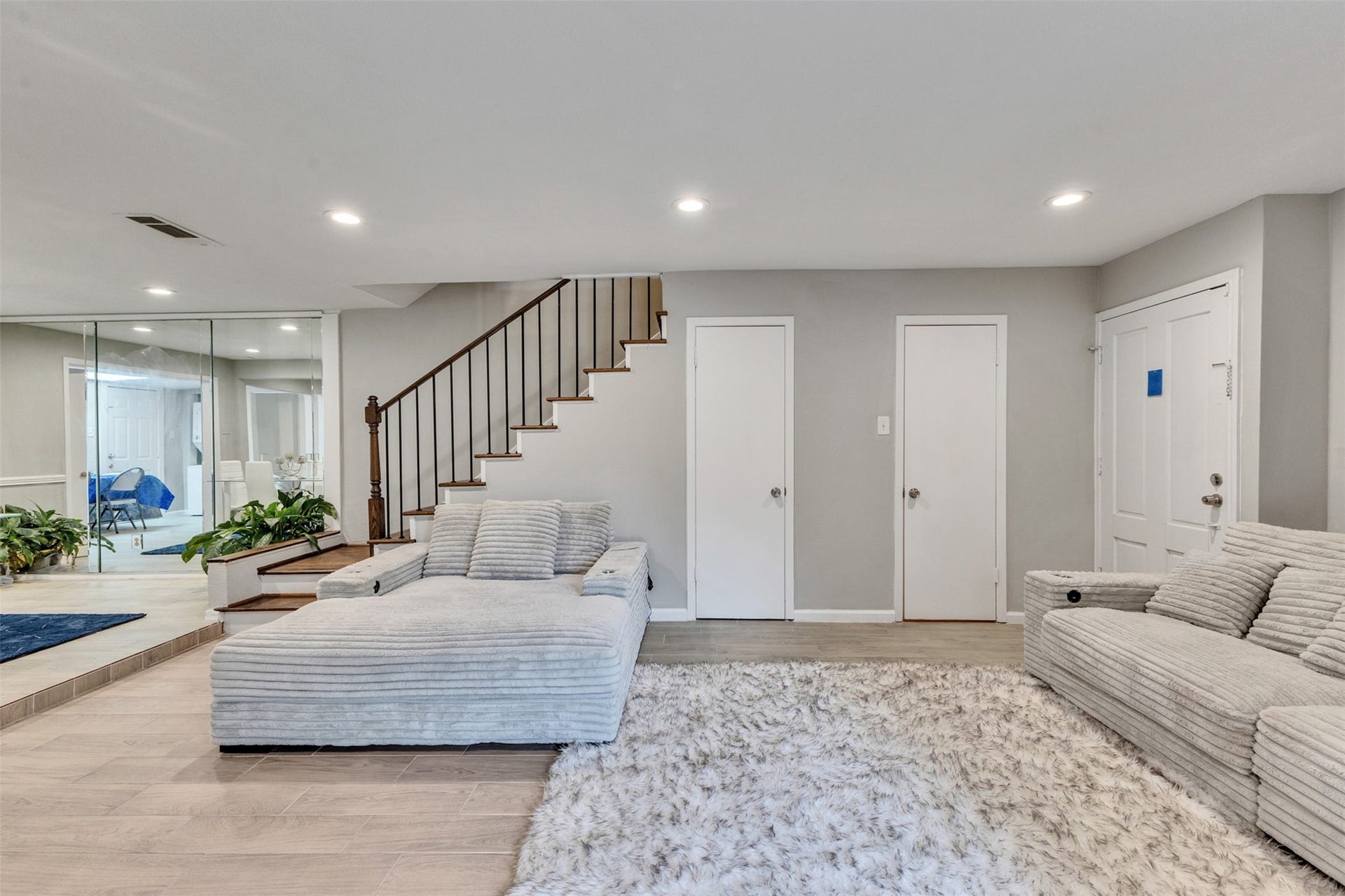 2513 MARILEE LANE, Houston, TX 77057