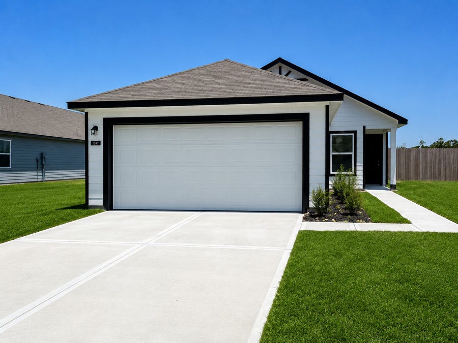 Property photo for 10475 Sugar Mill Drive, Conroe, TX