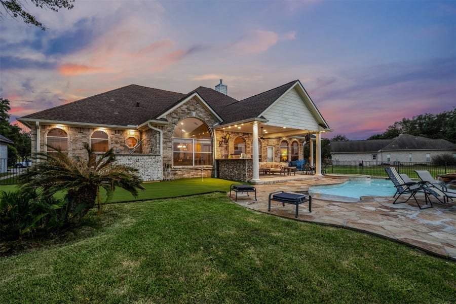 Property photo for 14030 Shoreline Drive, Willis, TX