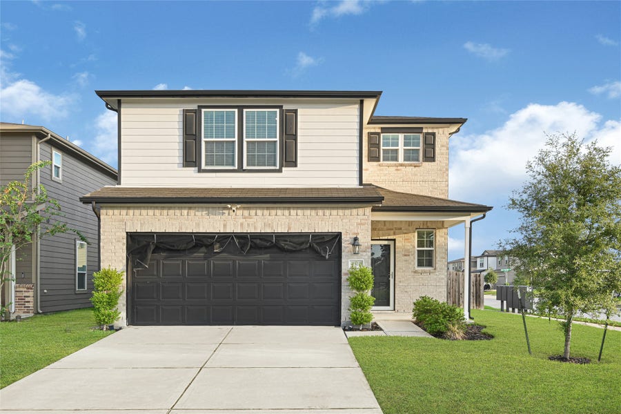 Property photo for 7327 Concorde Field Drive, Houston, TX