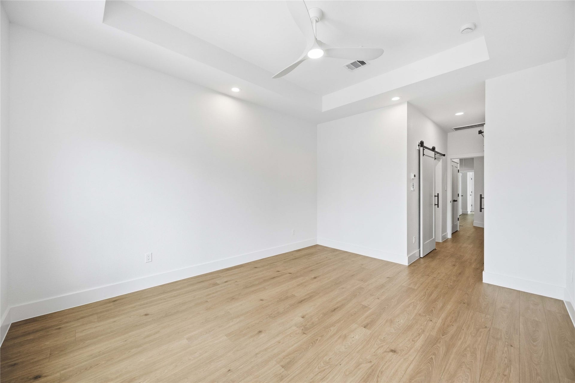 5302 San Juan Street, #A/B, Houston, TX 77020 5302 San Juan Street, #A/B, Houston, TX 77020