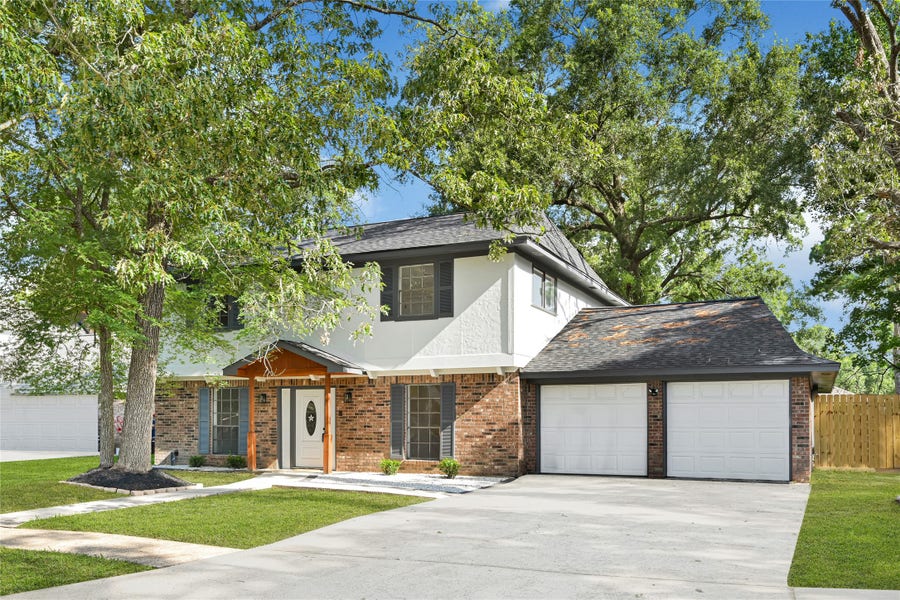 Property photo for 3704 Winter Haven Drive, Baytown, TX