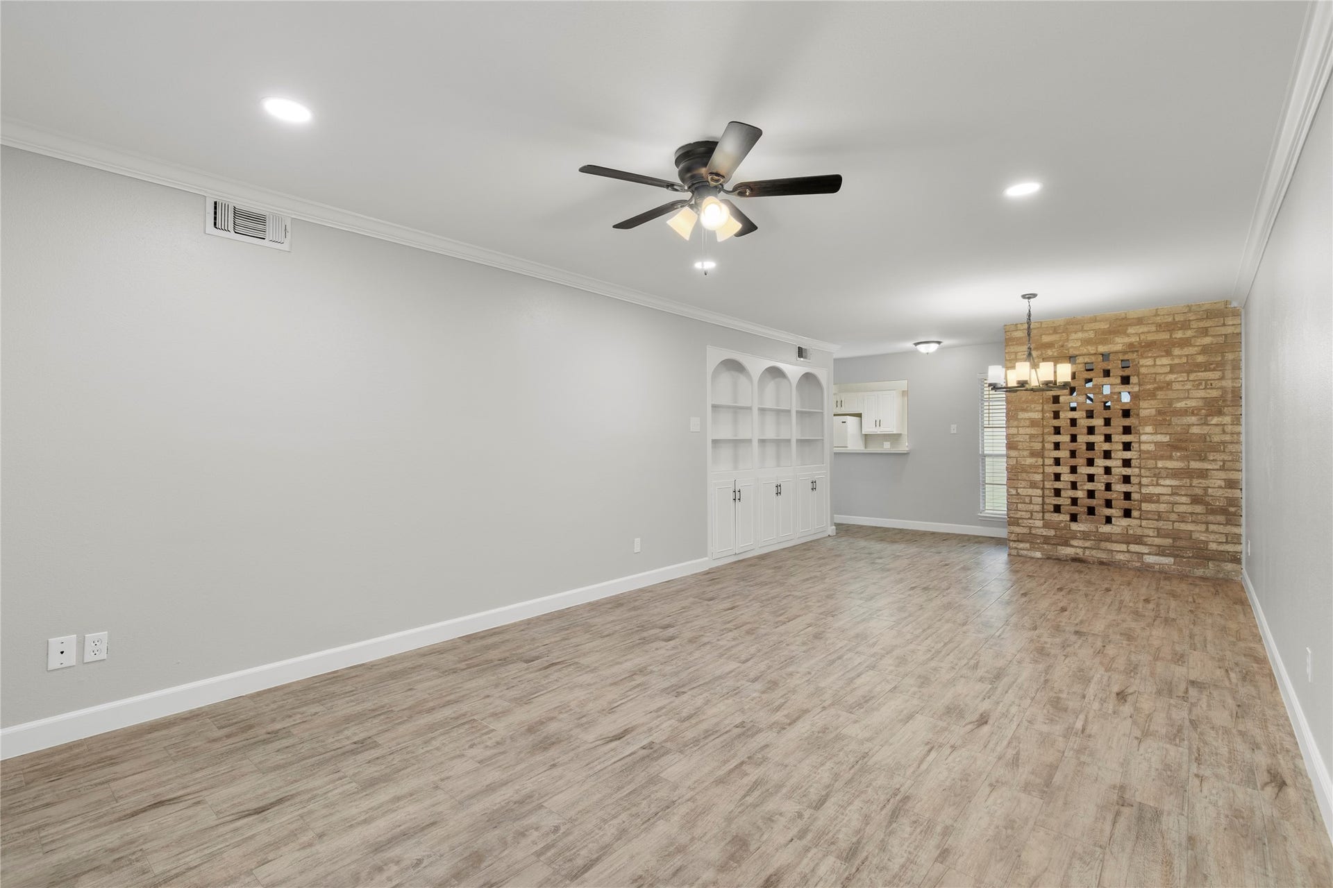 13010 Trail Hollow Drive, #3010, Houston, TX 77079