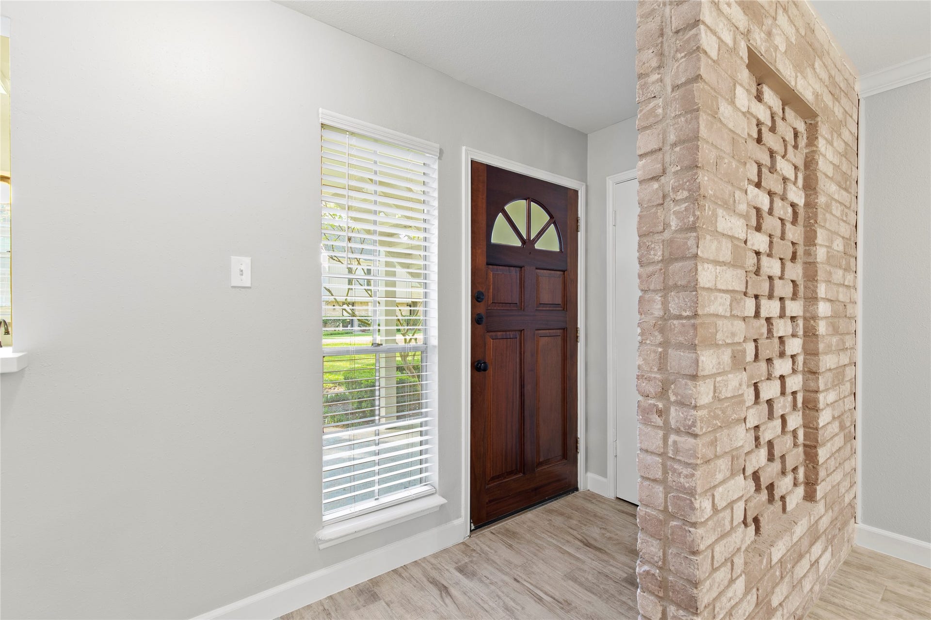 13010 Trail Hollow Drive, #3010, Houston, TX 77079