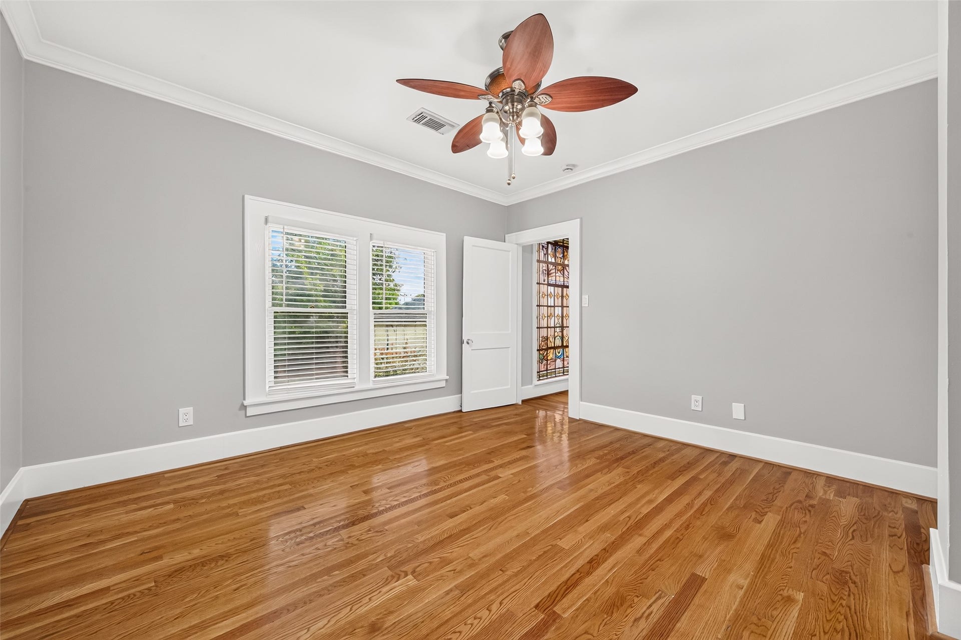 2438 White Oak Drive, Houston, TX 77009 2nd Floor Bedroom 2
