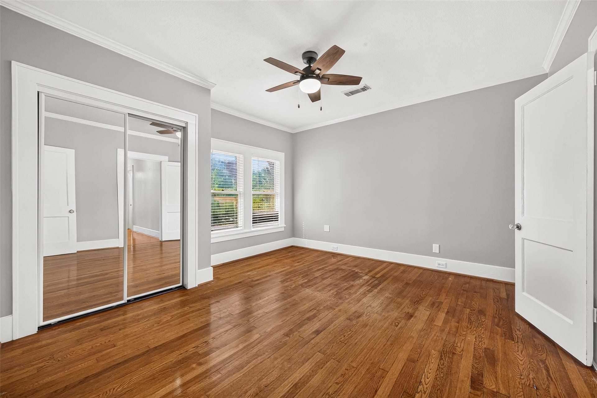 2438 White Oak Drive, Houston, TX 77009 2nd Floor Bedroom 3