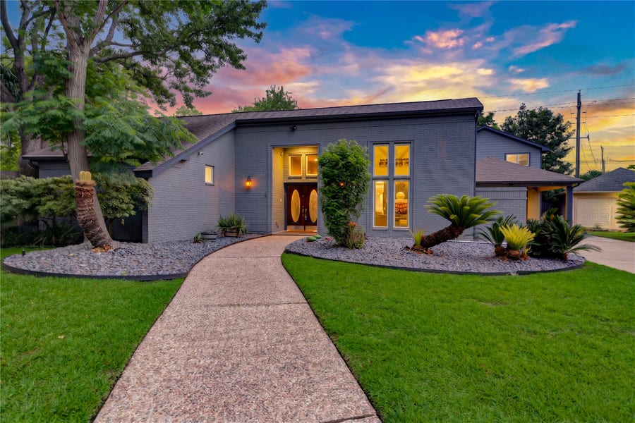 Property photo for 1026 Riverlace Drive, Houston, TX