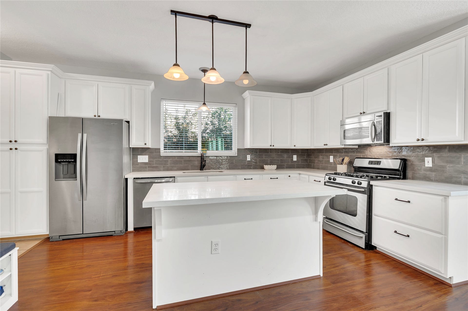 6506 Acorn Court, Pearland, TX 77584 6506 Acorn Court, Pearland, TX 77584
