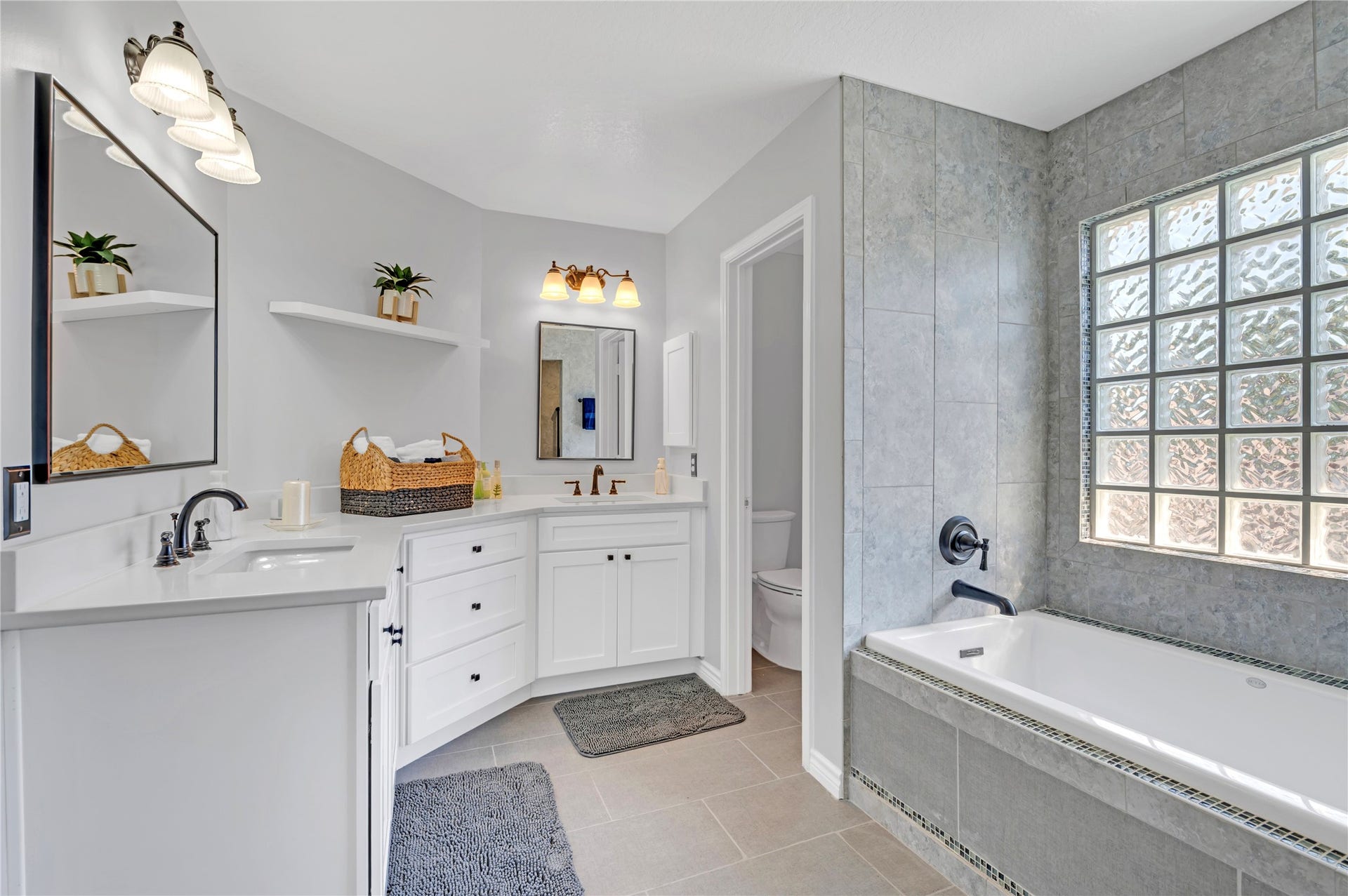 6506 Acorn Court, Pearland, TX 77584 6506 Acorn Court, Pearland, TX 77584
