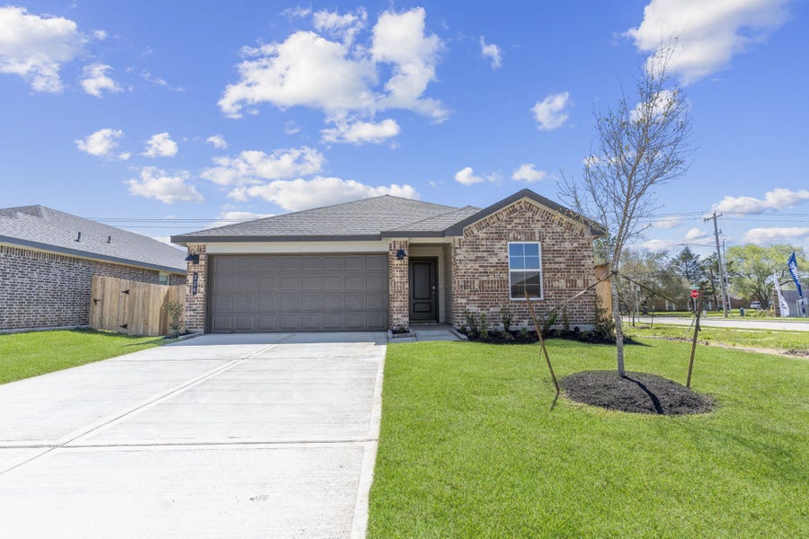 Property photo for 1015 River Coral, Alvin, TX