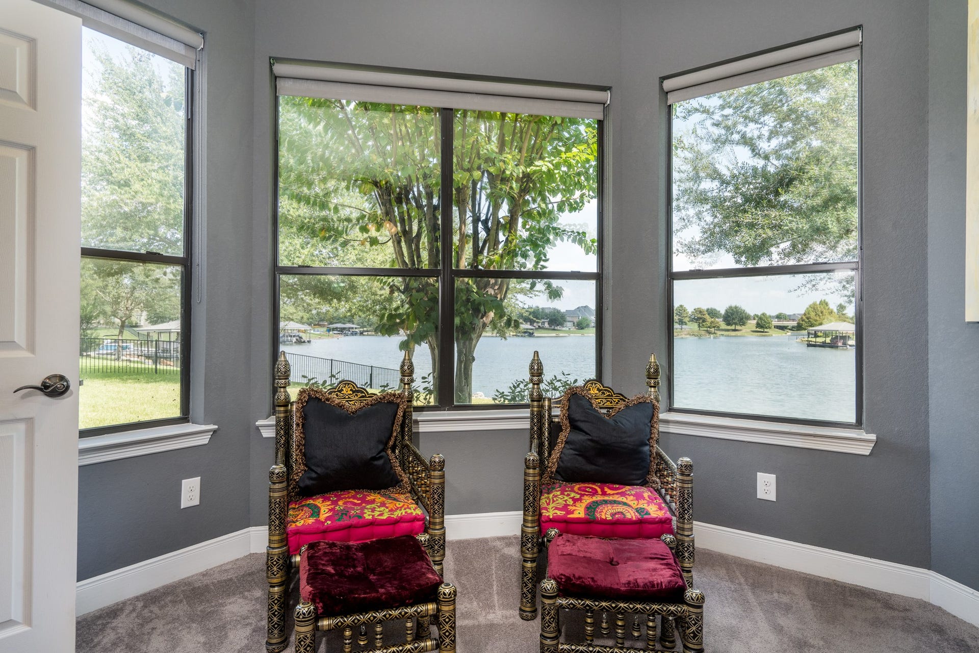 9618 W Pedernales River Drive, Cypress, TX 77433 Multiple spaces to sit back and relax overlooking the water.