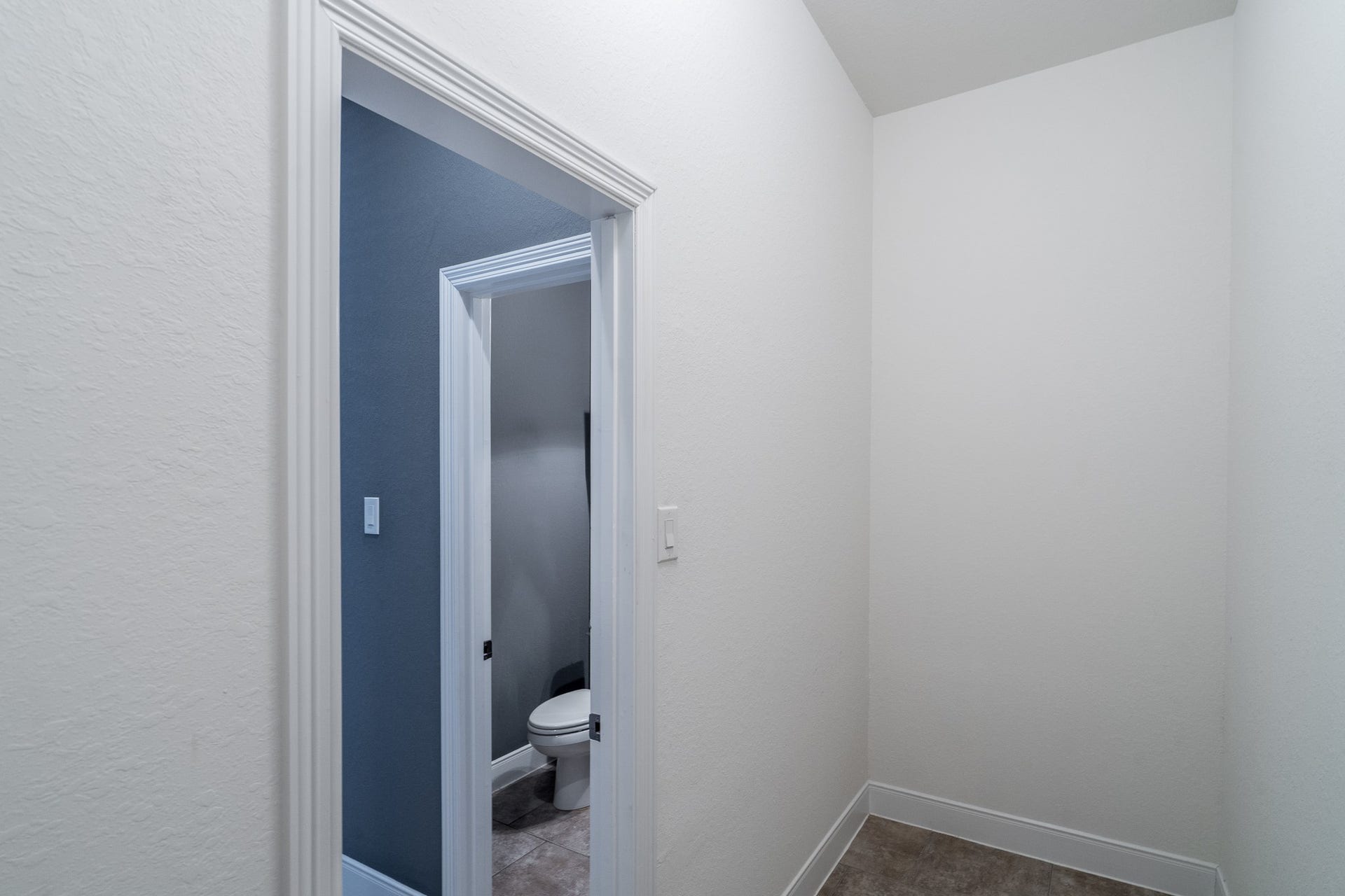 9618 W Pedernales River Drive, Cypress, TX 77433 Oversized storage closet offers exceptional storage capacity that is easily accessible and perfect for storing household items, seasonal dcor, household essentials, sporting equipment, and more.
