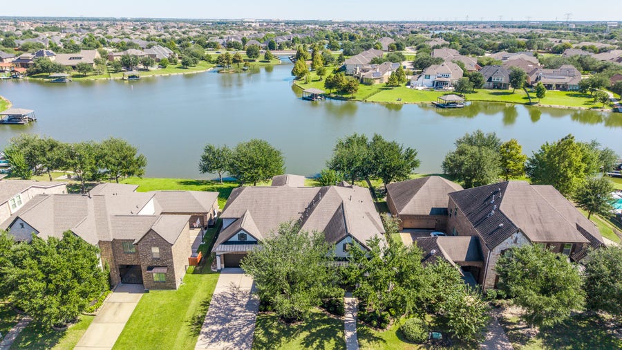 Property photo for 9618 W Pedernales River Drive, Cypress, TX