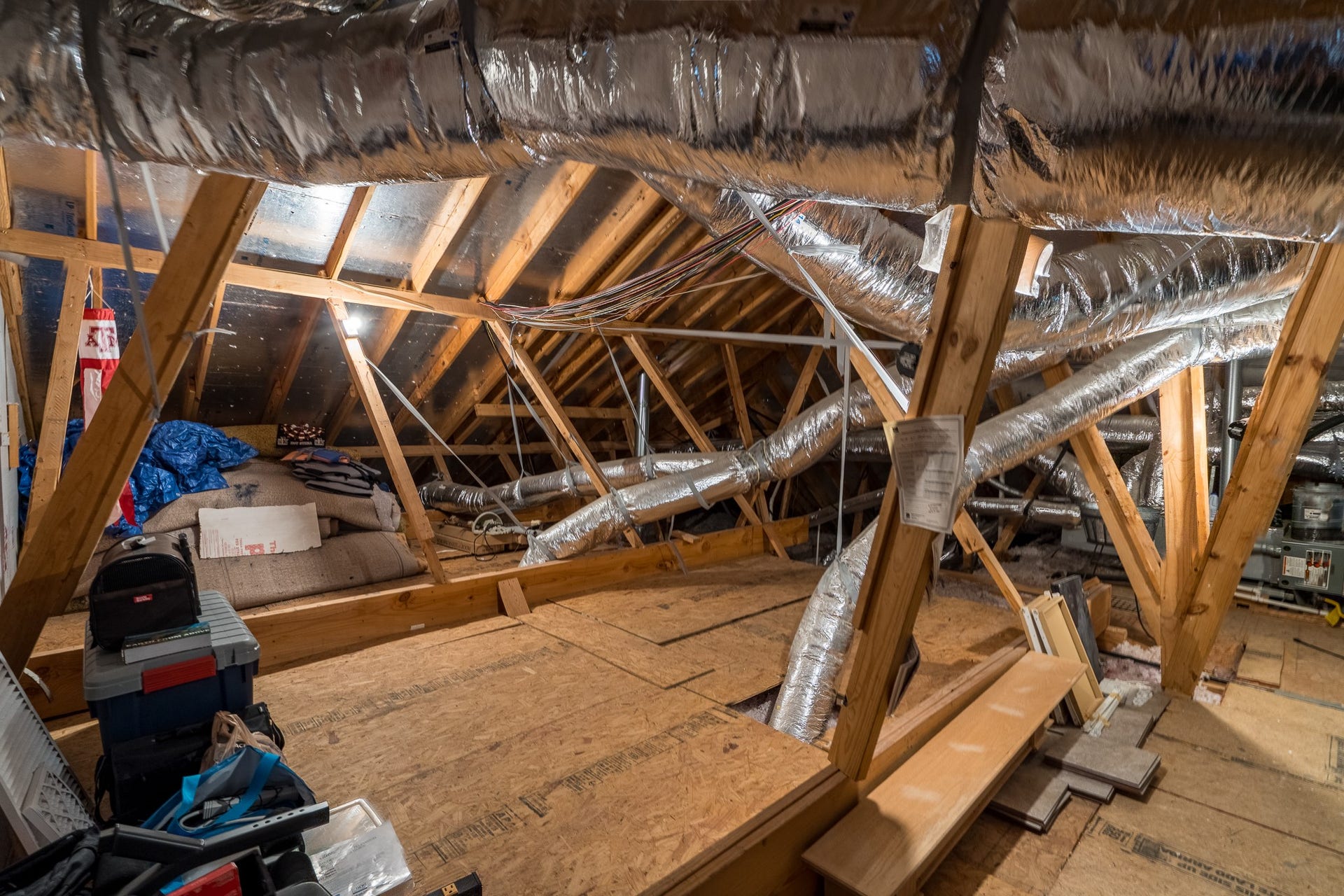 9618 W Pedernales River Drive, Cypress, TX 77433 Tons of additional storage in upstairs attic.