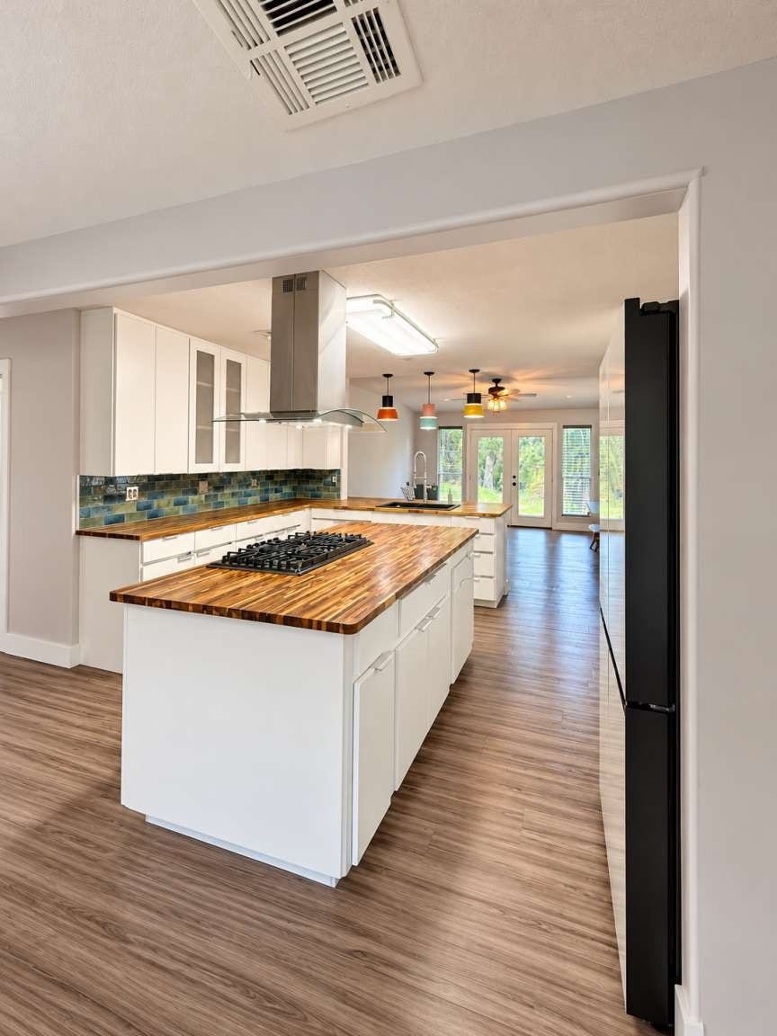 4248 Sapp Road, Conroe, TX 77304 4248 Sapp Road, Conroe, TX 77304