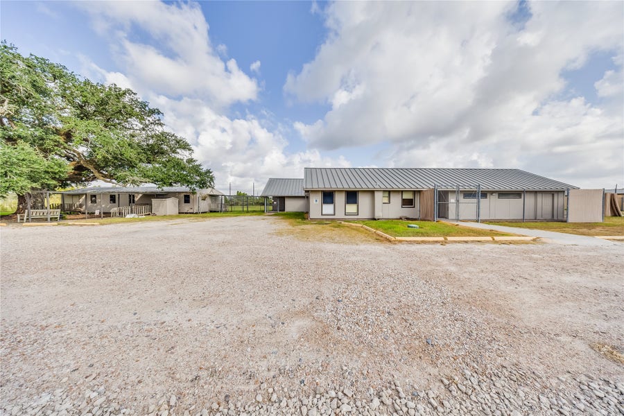 Property photo for 4227 Old Chocolate Bayou Road, Manvel, TX
