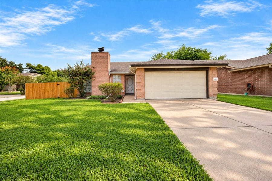 Property photo for 7818 Tierra Verde Drive, Houston, TX