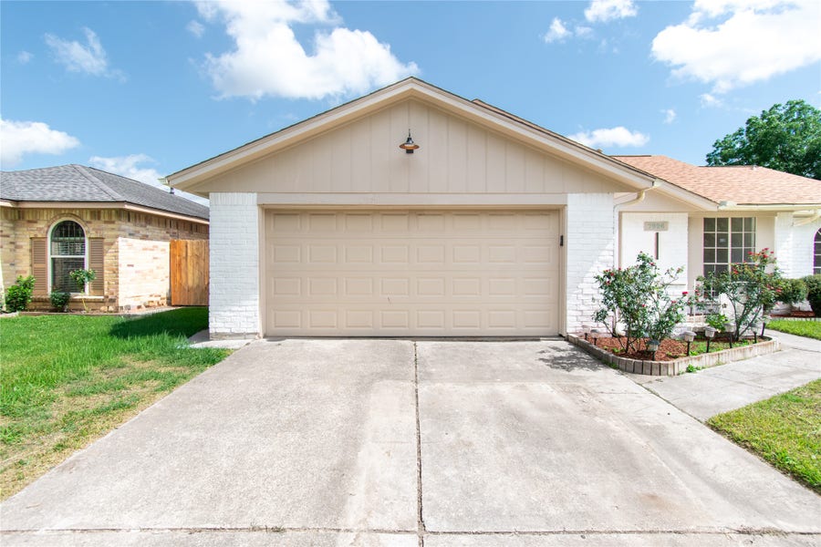 Property photo for 7926 Salge Drive, Houston, TX