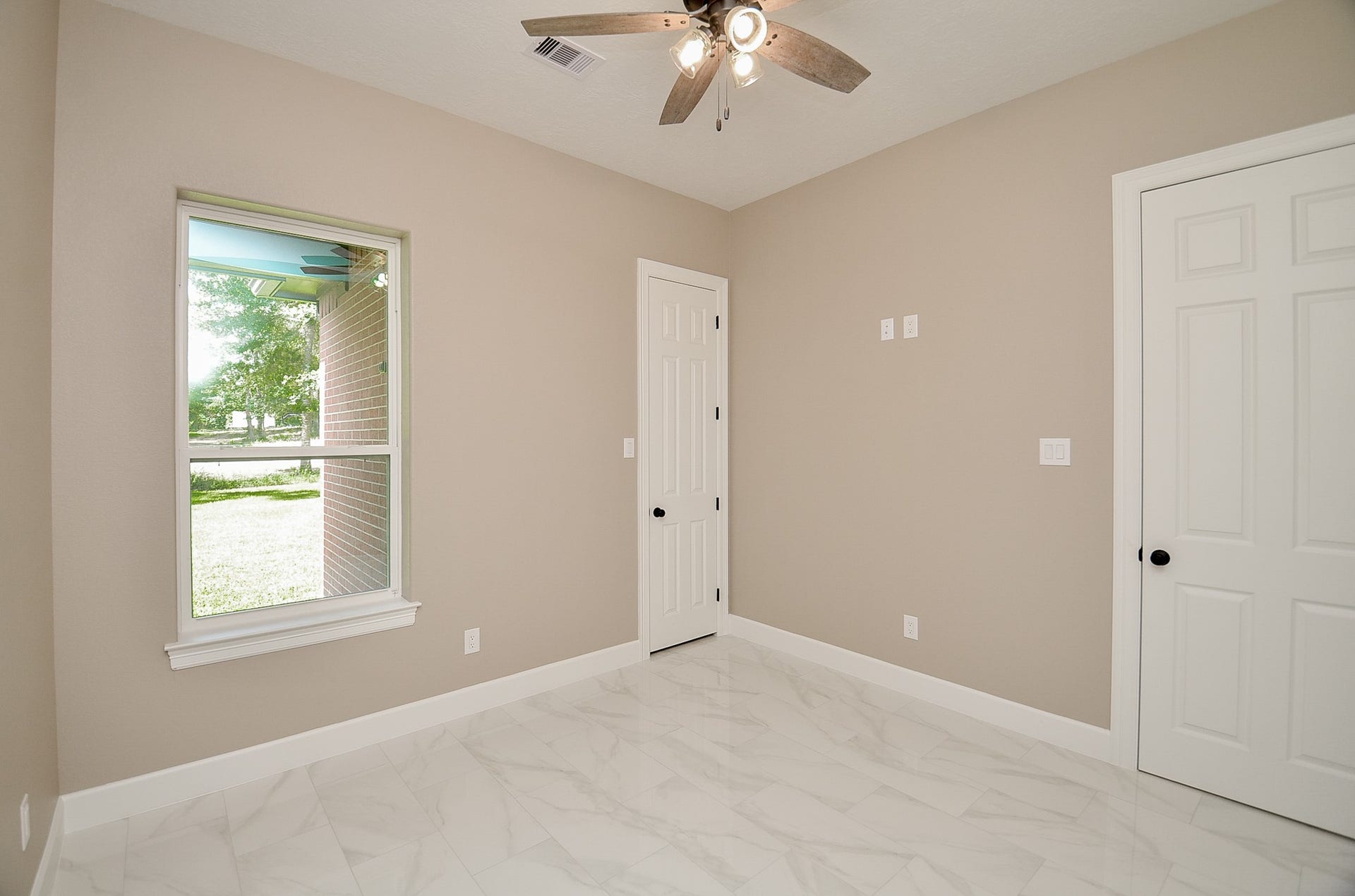 15215 Butterfly Lane, Plantersville, TX 77363