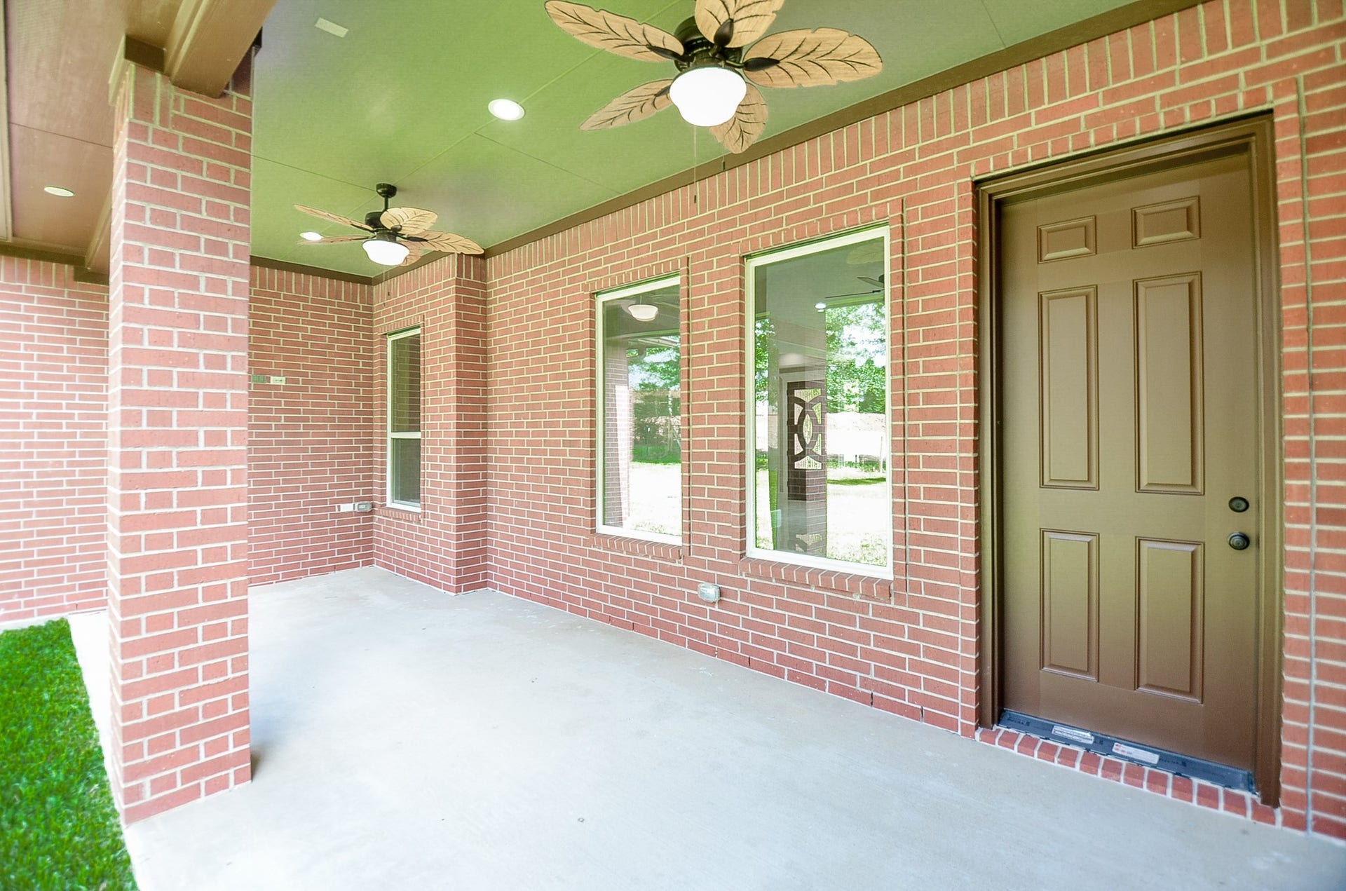 15215 Butterfly Lane, Plantersville, TX 77363