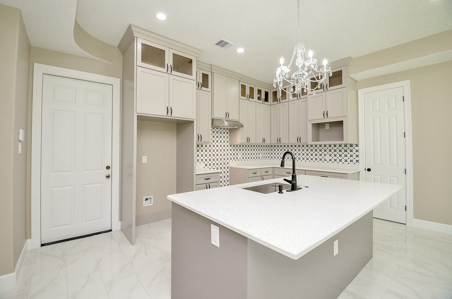 15215 Butterfly Lane, Plantersville, TX 77363