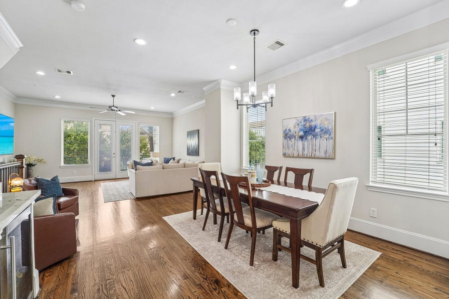 Property photo for 1010 W 24th Street, #O, Houston, TX