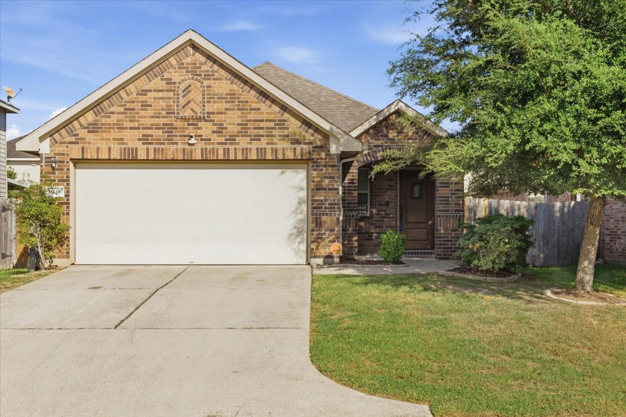 Property photo for 8338 Broadleaf Avenue, Baytown, TX