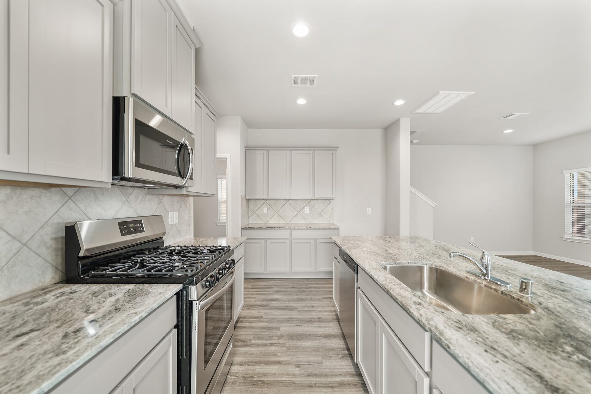 13308 Talisker Road, Houston, TX 77048 THE HARRIS LAYOUT
