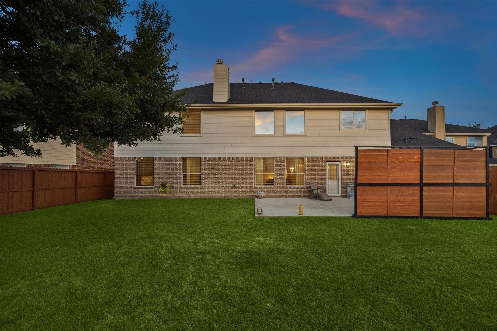 2209 Tracy Way, Deer Park, TX 77536 2209 Tracy Way, Deer Park, TX 77536