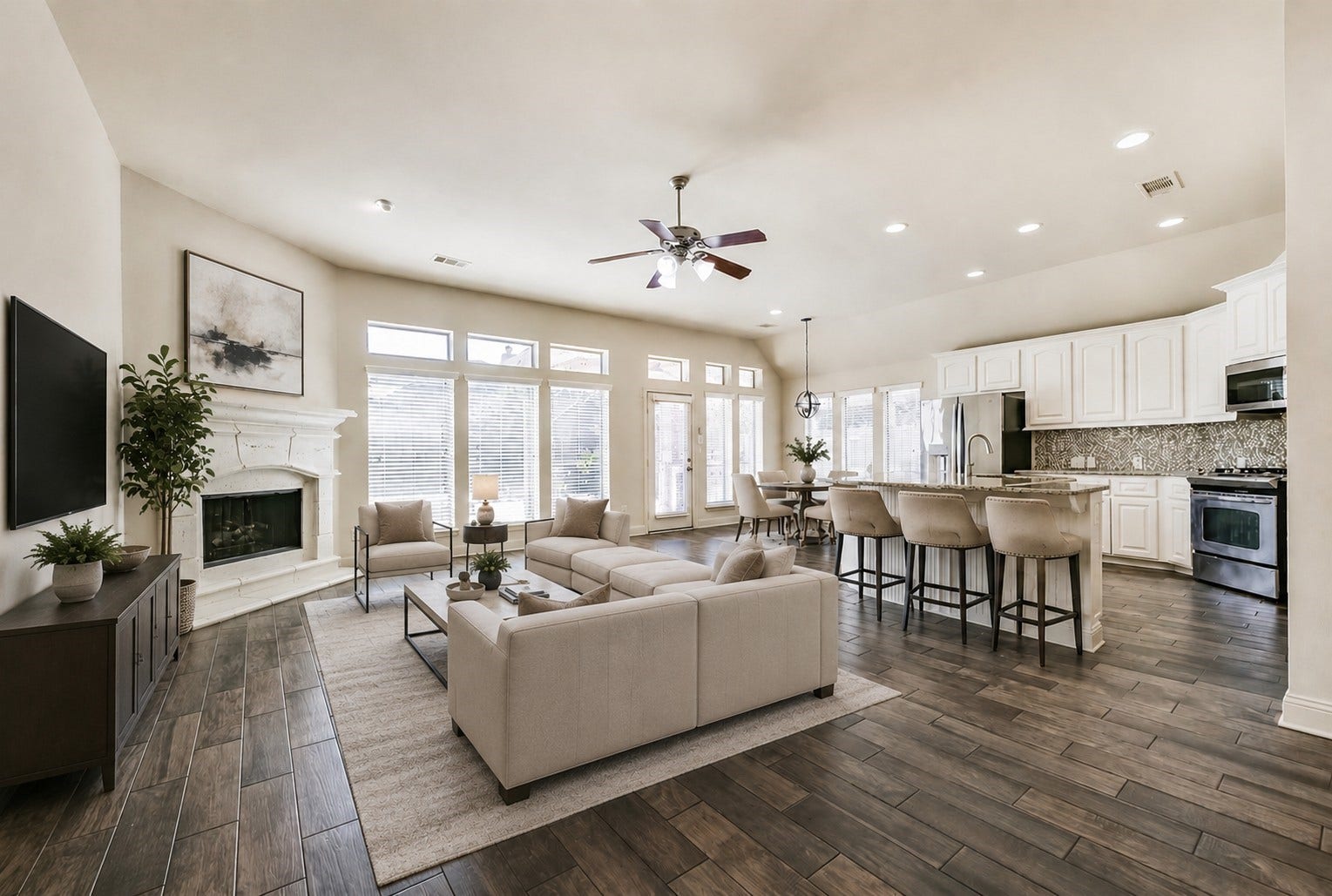 2919 Silhouette Bay Drive, Pearland, TX 77584 Virtually Staged. Entertainer's dream.