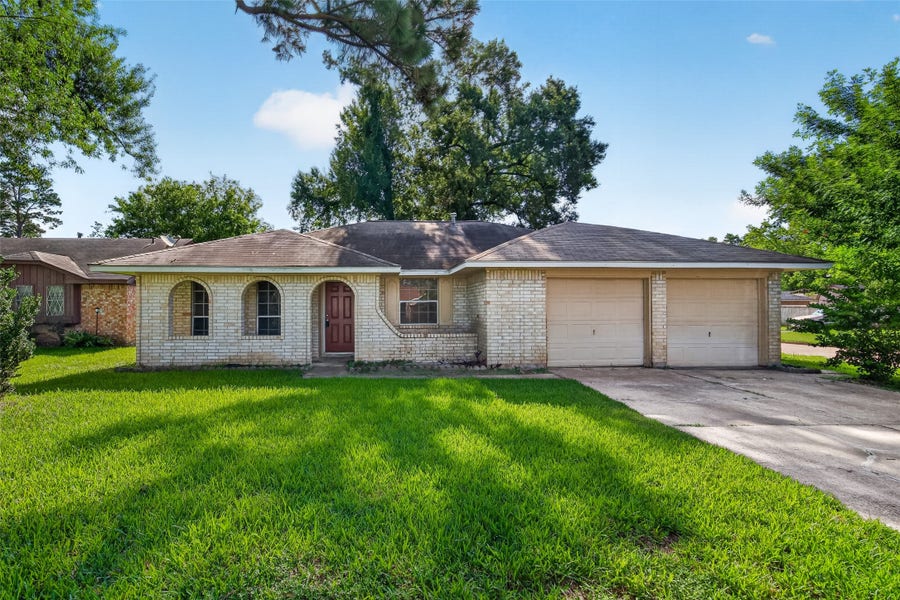 Property photo for 9702 Hillis Street, Houston, TX