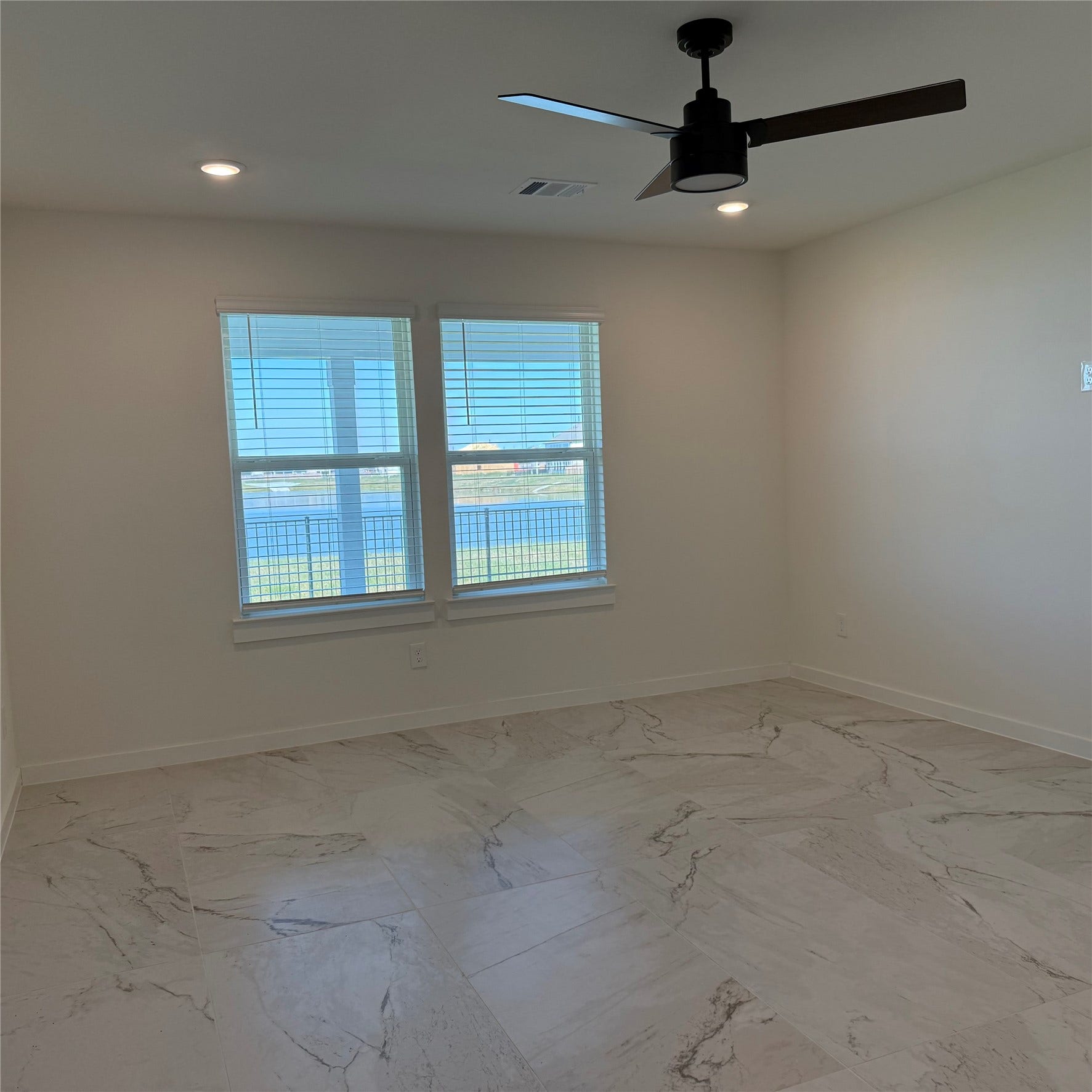 3511 Sago Palm Drive, Manvel, TX 77578 Secondary Bedroom