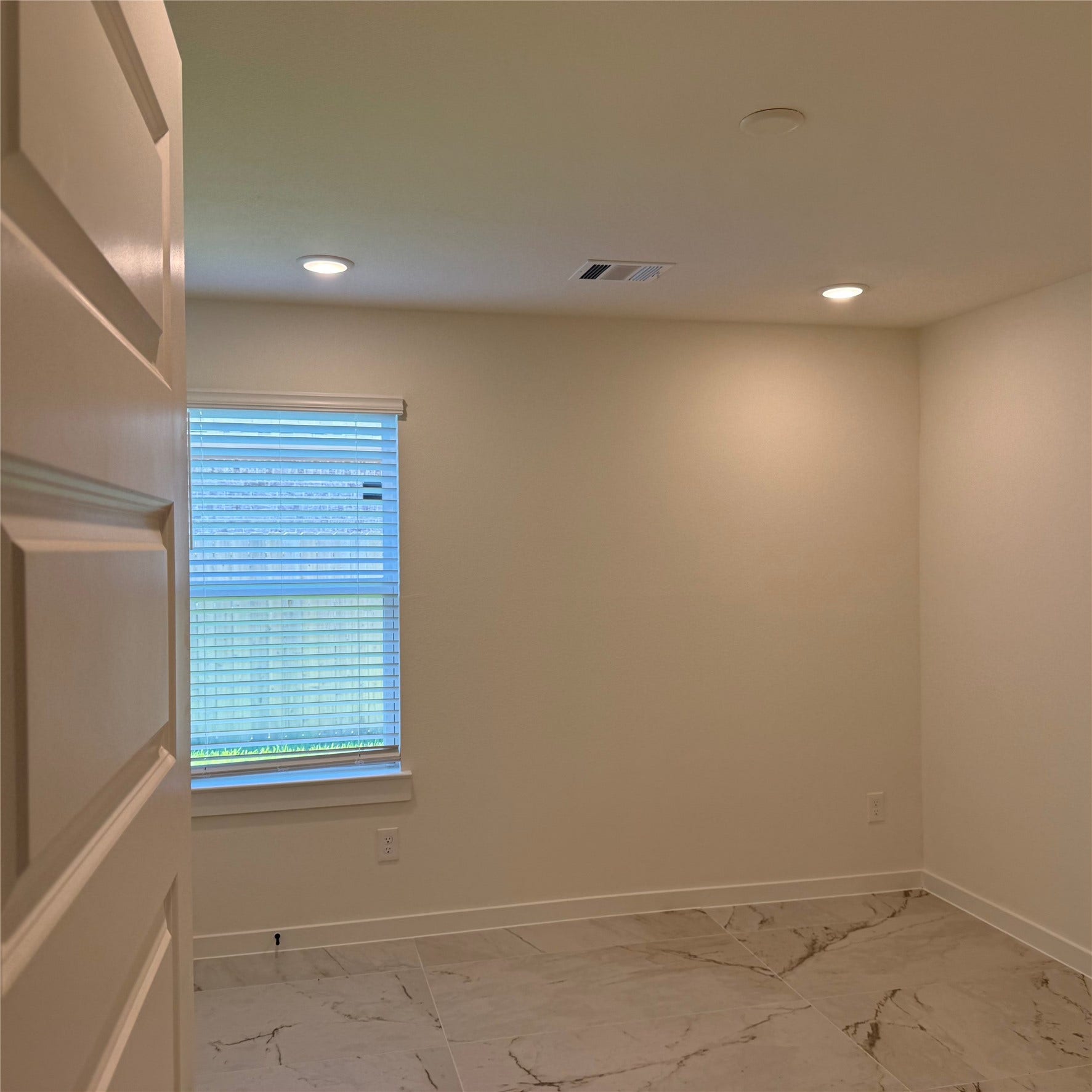 3511 Sago Palm Drive, Manvel, TX 77578 Secondary Bedroom
