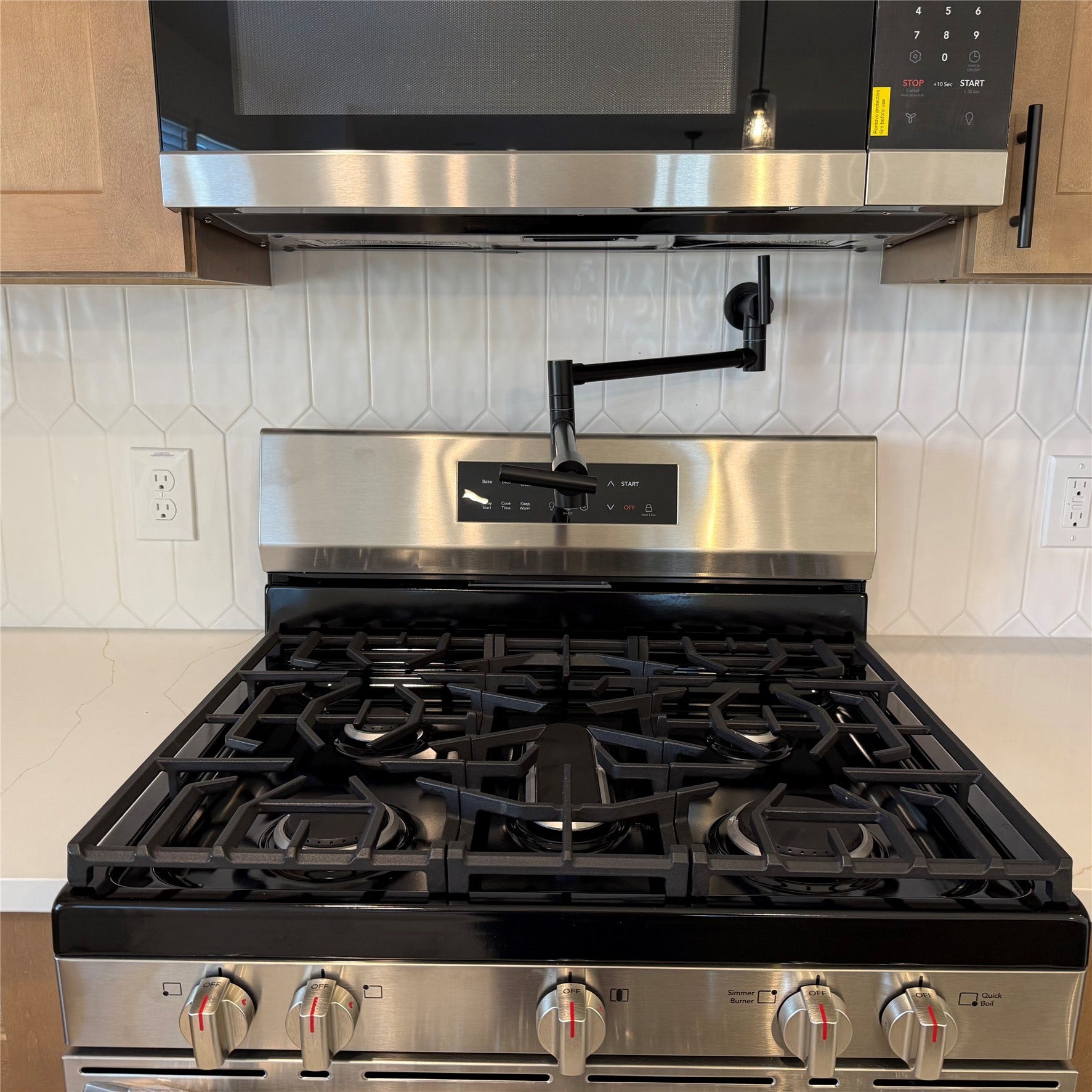 3511 Sago Palm Drive, Manvel, TX 77578 Pot Filler