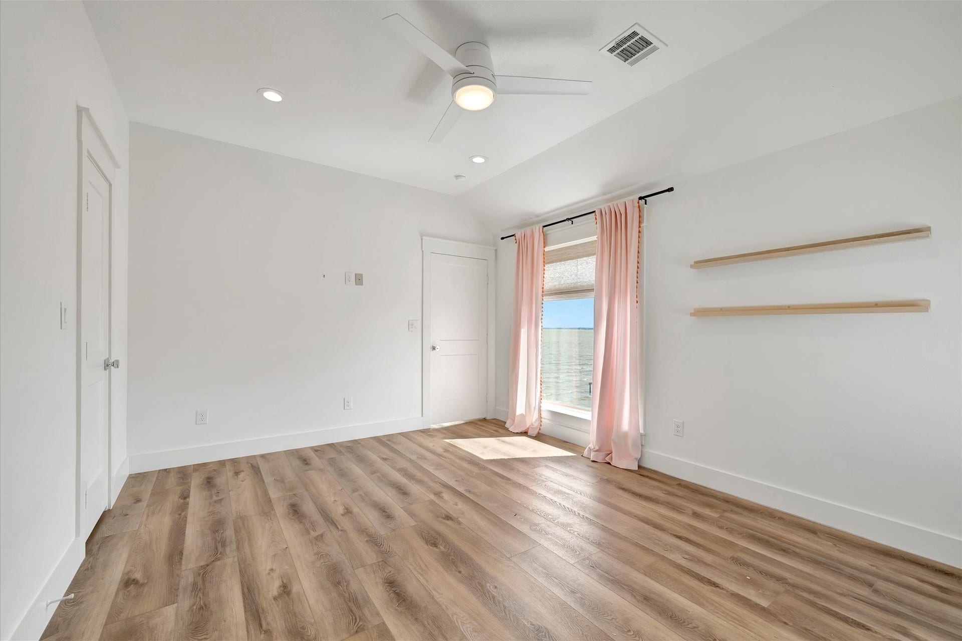 1800 Todville Road, Seabrook, TX 77586 1800 Todville Road, Seabrook, TX 77586