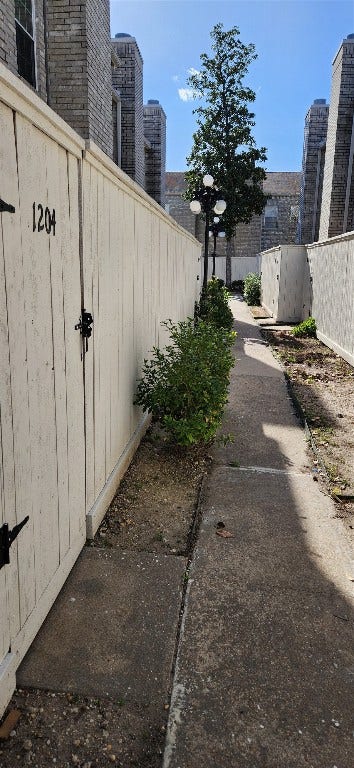 Property photo for 4001 Tanglewilde Street, #1204, Houston, TX