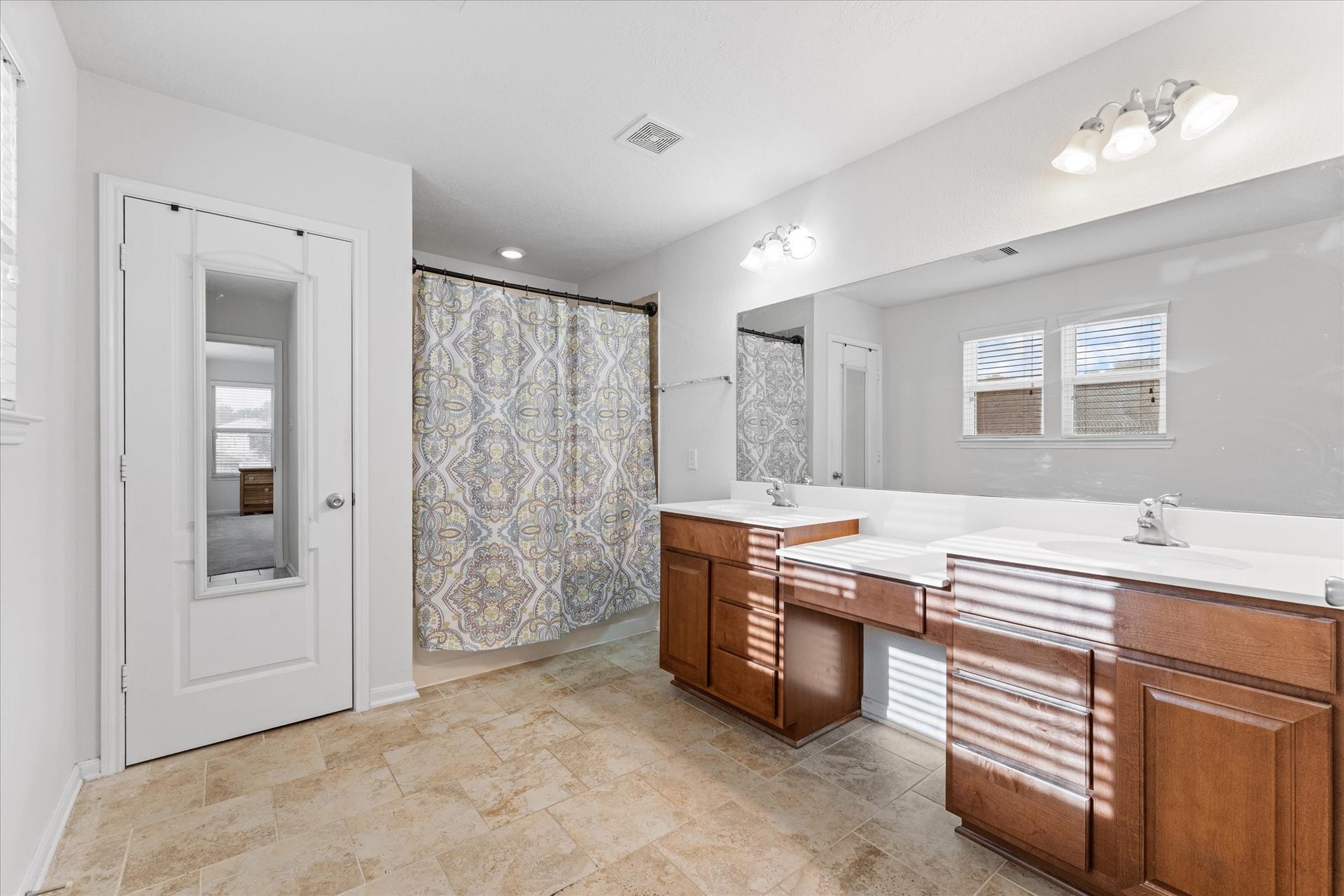 1143 Epworth Court, Conroe, TX 77304 1143 Epworth Court, Conroe, TX 77304