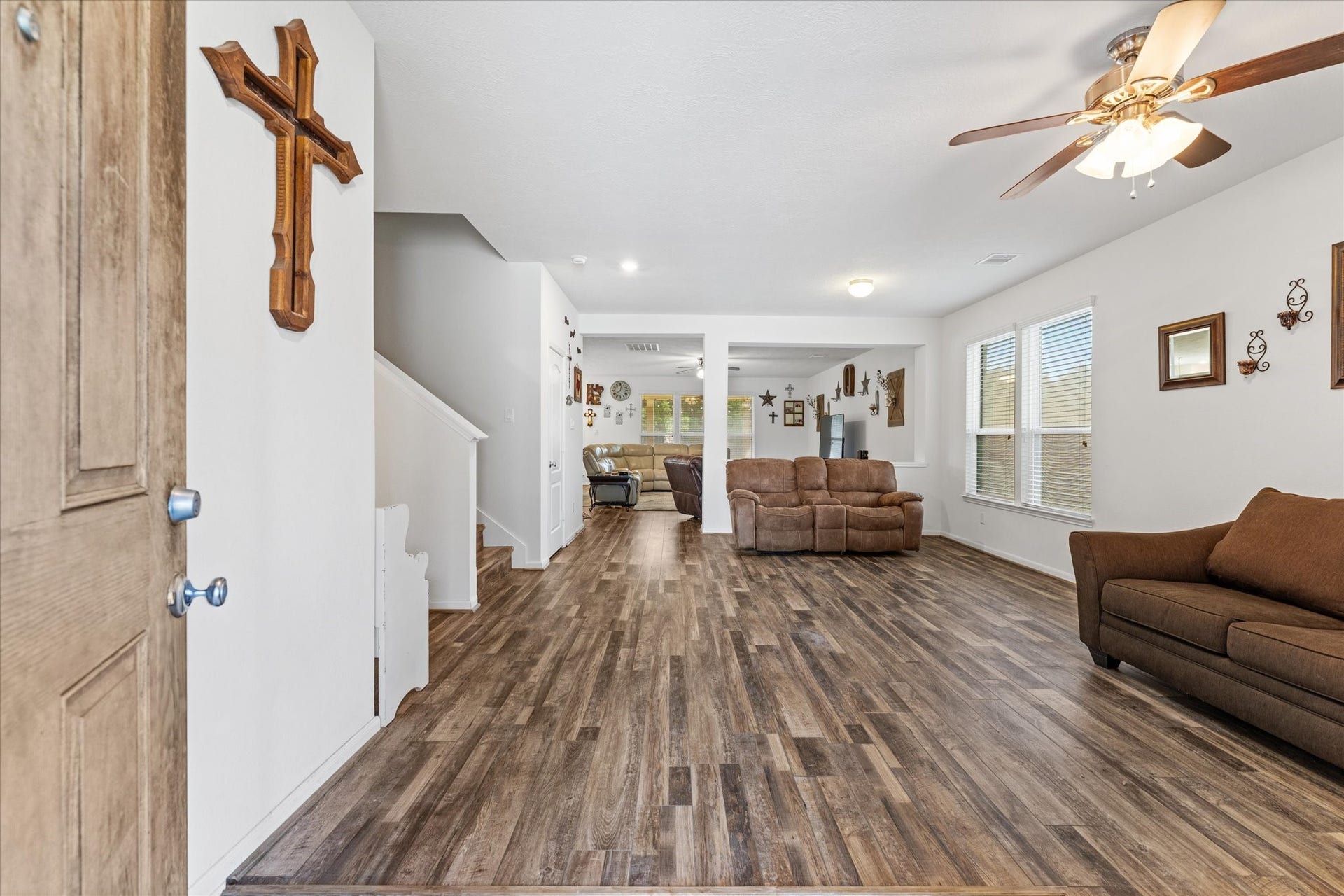 1143 Epworth Court, Conroe, TX 77304 1143 Epworth Court, Conroe, TX 77304
