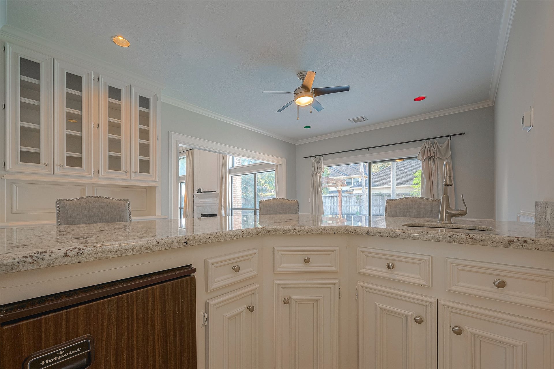 15714 Sylvan Lake Drive, Houston, TX 77062 15714 Sylvan Lake Drive, Houston, TX 77062