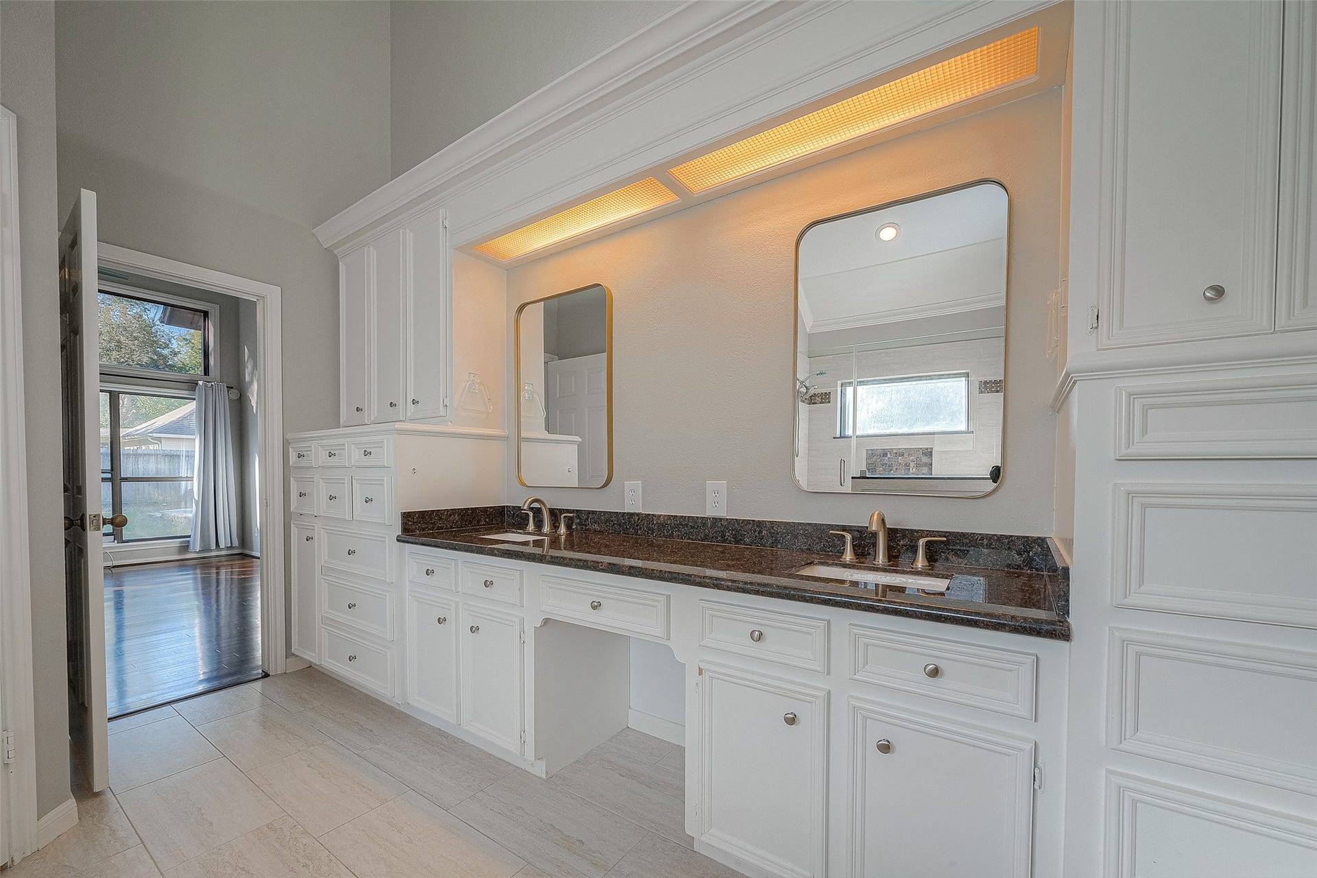 15714 Sylvan Lake Drive, Houston, TX 77062 15714 Sylvan Lake Drive, Houston, TX 77062