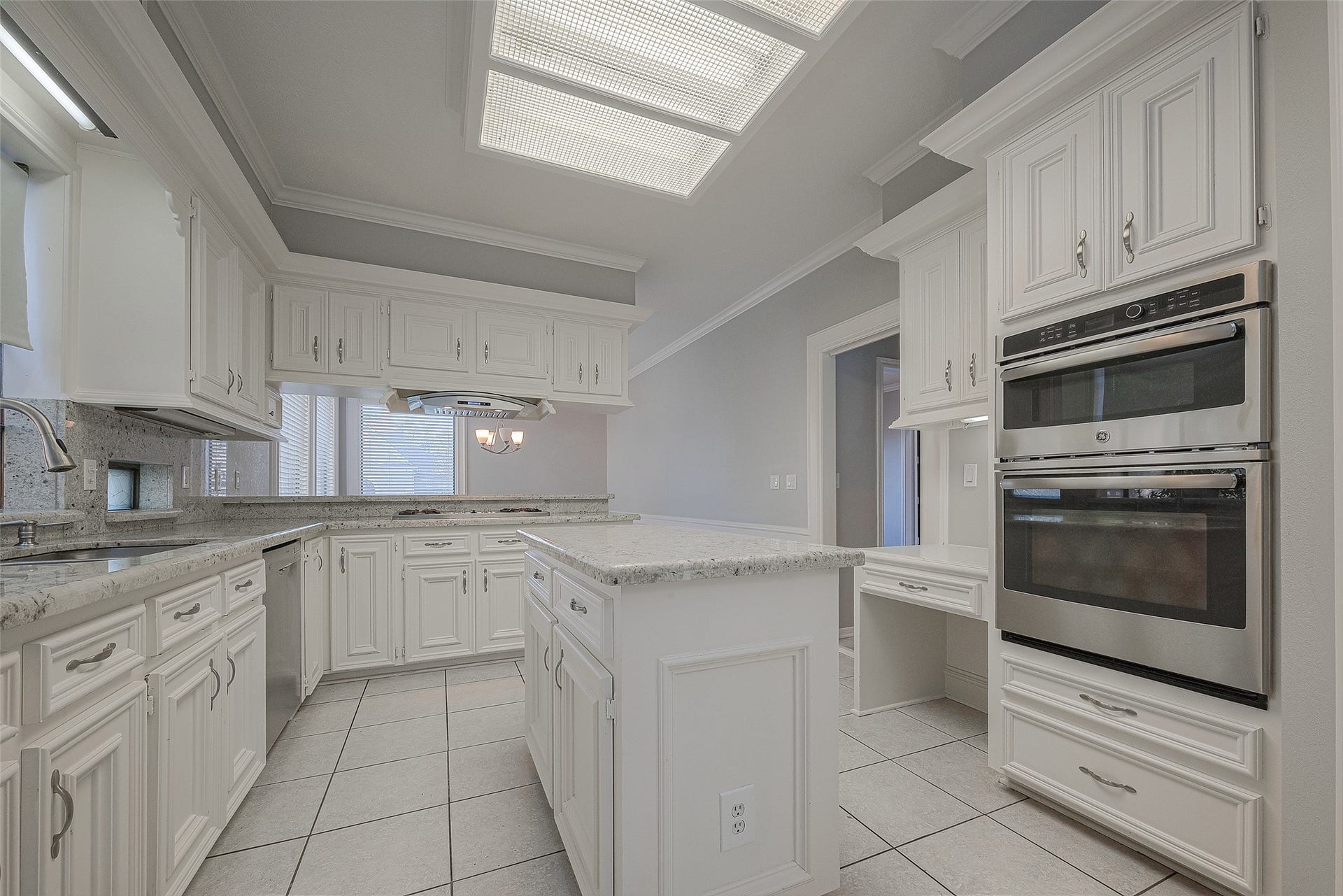 15714 Sylvan Lake Drive, Houston, TX 77062 15714 Sylvan Lake Drive, Houston, TX 77062