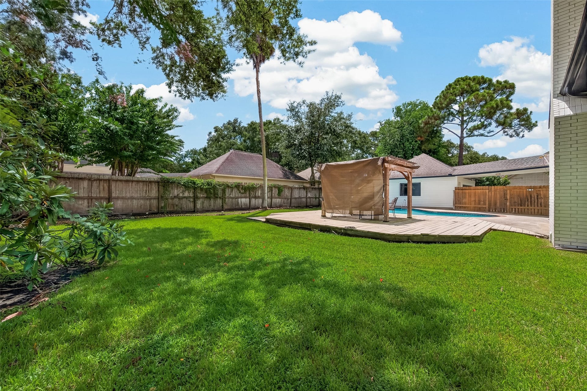 15714 Sylvan Lake Drive, Houston, TX 77062 15714 Sylvan Lake Drive, Houston, TX 77062