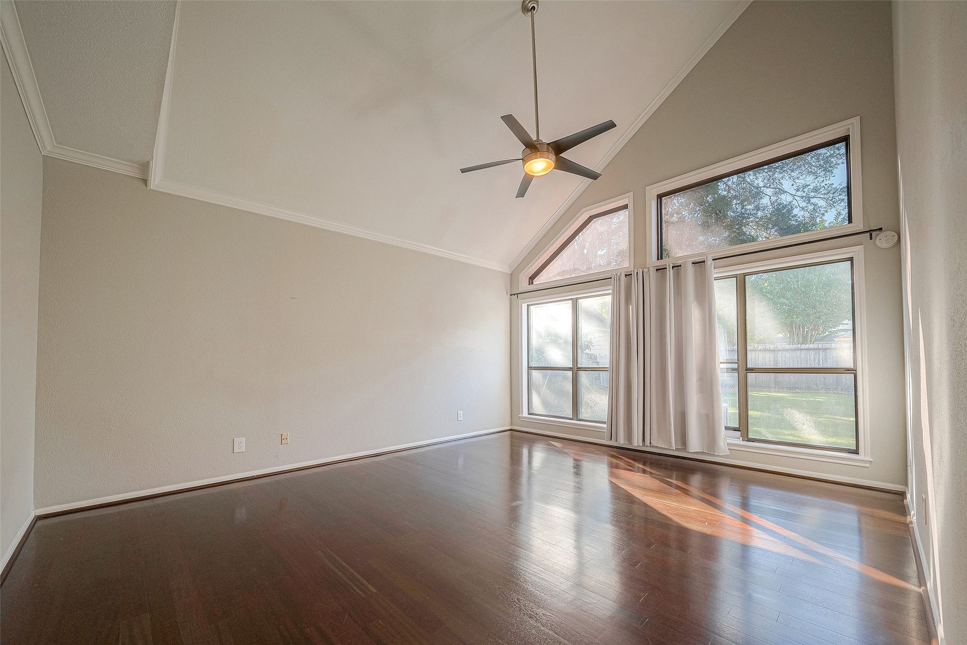 15714 Sylvan Lake Drive, Houston, TX 77062 15714 Sylvan Lake Drive, Houston, TX 77062