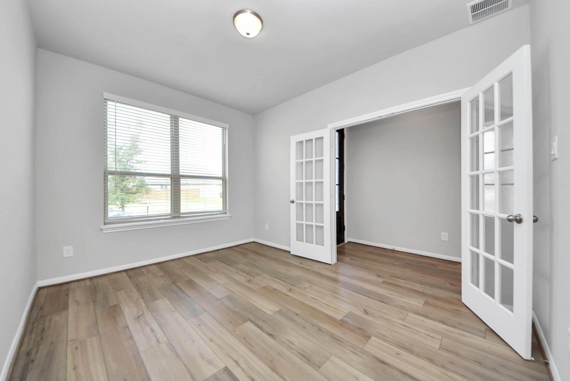 2439 Solaris Bend Drive, Katy, TX 77493 2439 Solaris Bend Drive, Katy, TX 77493