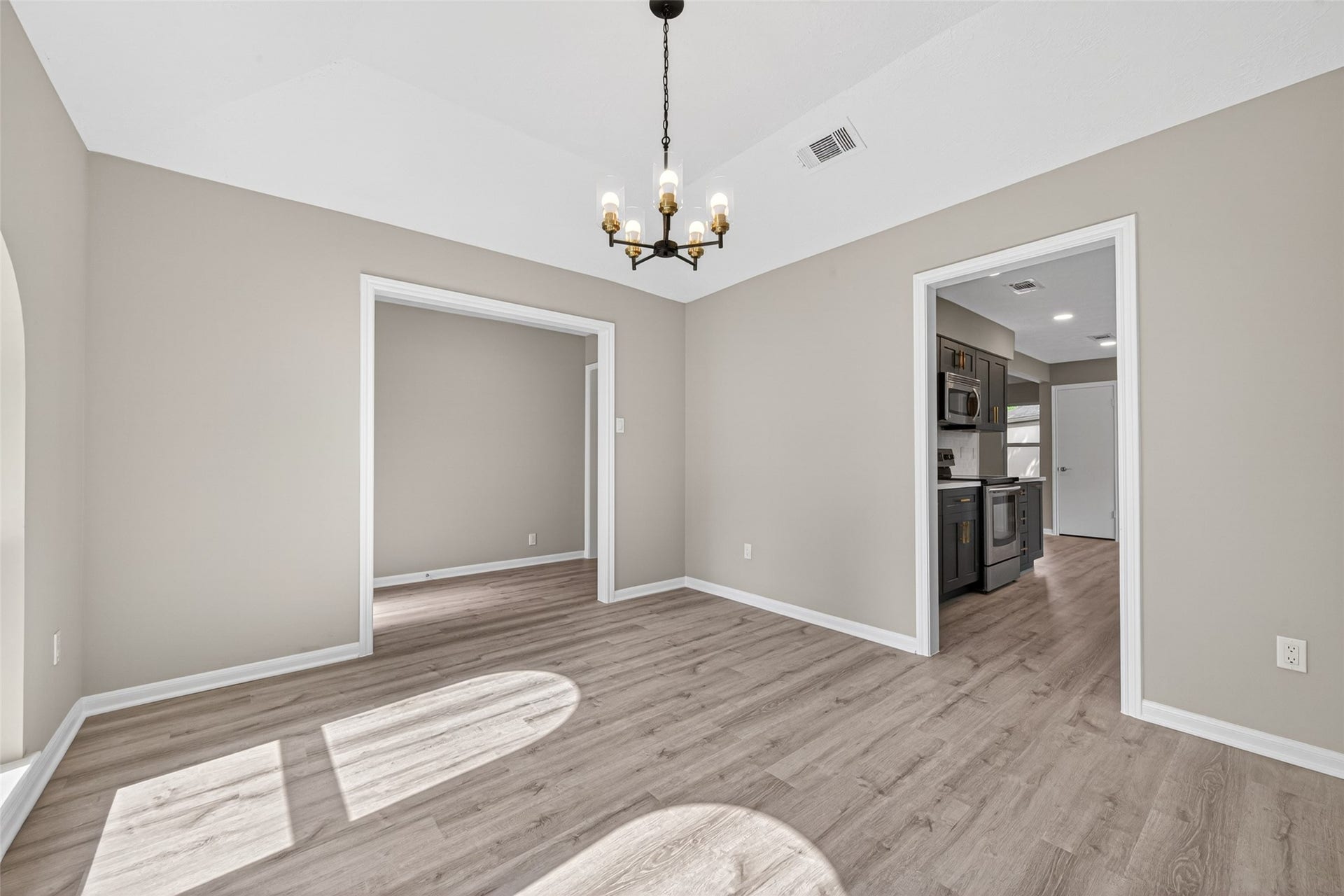 1307 Hitherfield Drive, Sugar Land, TX 77498 1307 Hitherfield Drive, Sugar Land, TX 77498