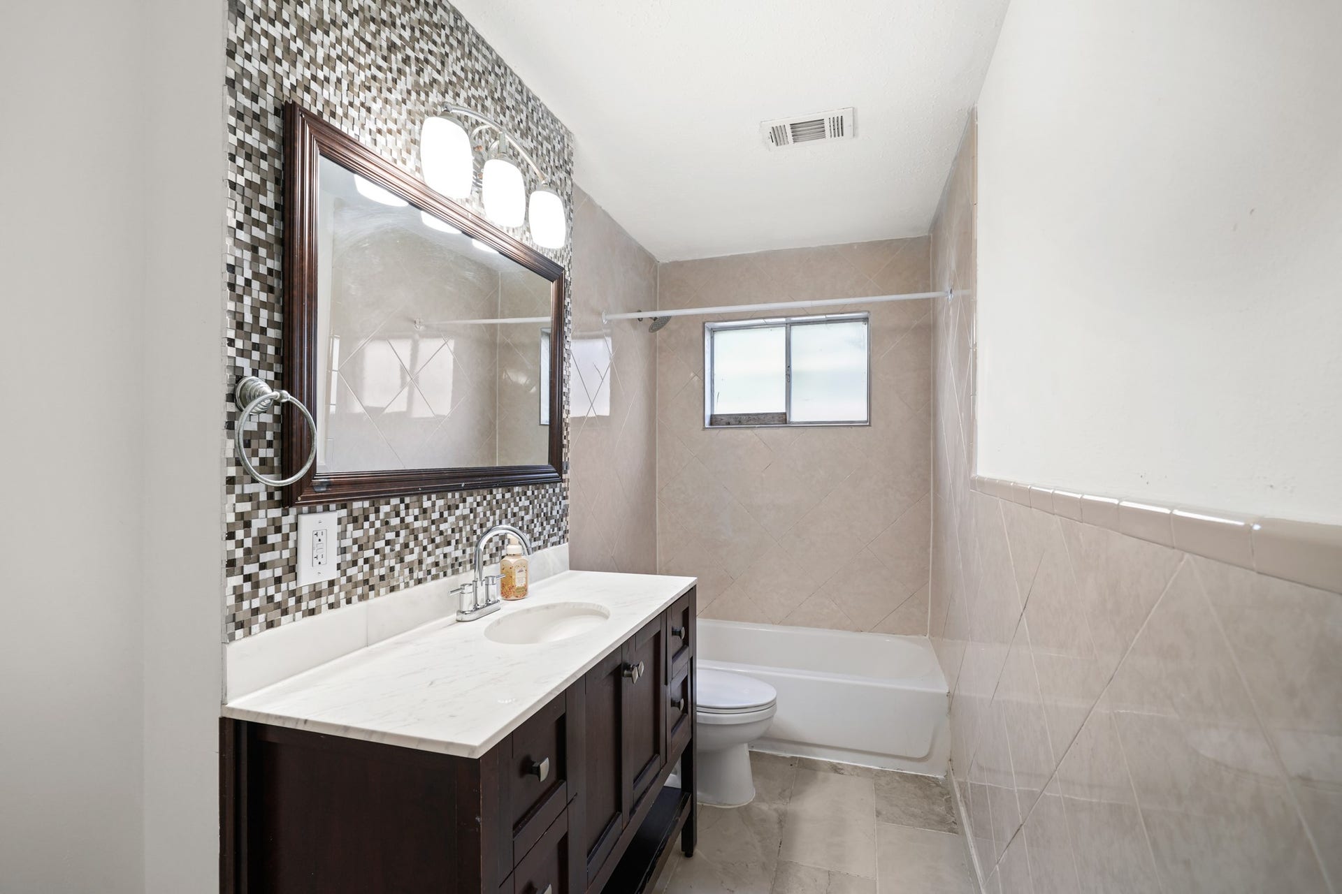 11614 Sandrock Drive, Houston, TX 77048 11614 Sandrock Drive, Houston, TX 77048